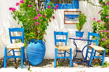 Naklejka na ściany i meble tradycyjna Grecja series - mała ulica tawern