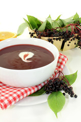 Holunderbeersuppe