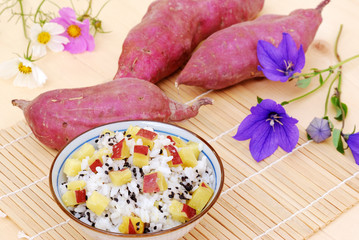 さつまいもご飯