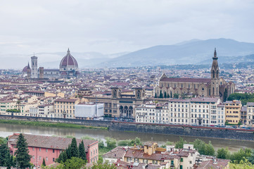 Fototapeta na wymiar Florencja widziana z Piazzale Michelangelo, Włochy