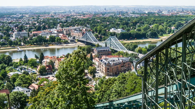 dresden zoom out Timelapse