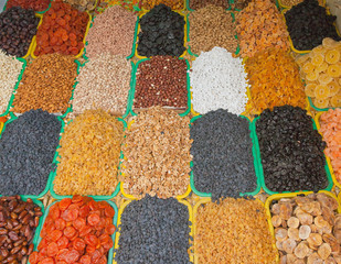Dried fruits of different kinds
