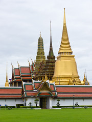 Fototapeta premium Wat Phra Kaew, landmarks in Bangkok