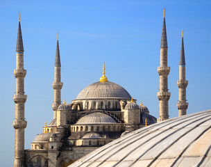 Fototapeta na wymiar Błękitny Meczet (Sultanahmet Camii).