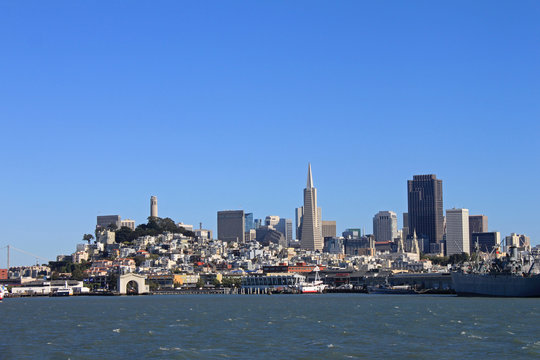 Hafen und Skyline von San Francisco, USA