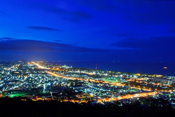 Fototapeta premium HuaHin City on Twilight sky, Thailand
