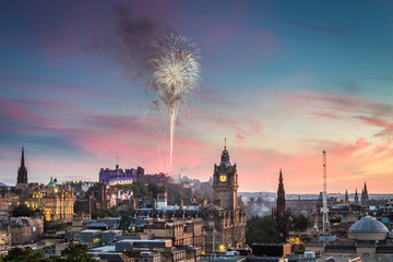 Fireworks in Edinburgh Castle at sunset - obrazy, fototapety, plakaty