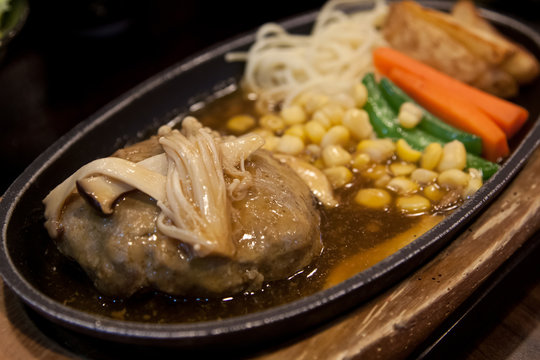 Hambagu steak hot plate