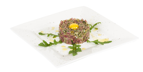steak tartare with egg