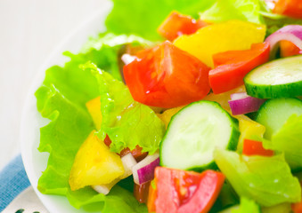 fresh vegetable salad on plate