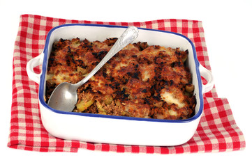 Pommes de terre et viande hachée gratinées