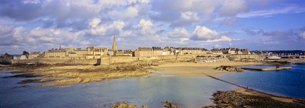 saint malo rempart