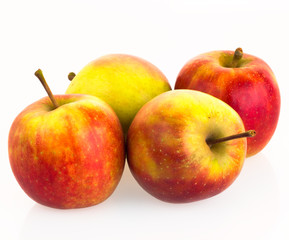 apples isolated on white background