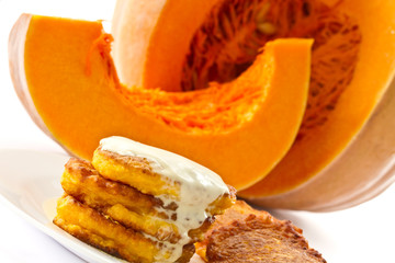 pumpkin pancakes with sour cream