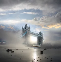 Foto op Aluminium Tower Bridge met mist in Londen, Engeland © Tomas Marek