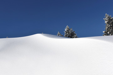 Pristine mountain snow © auremar