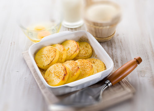 romana gnocchi with semolina, selective fpcus