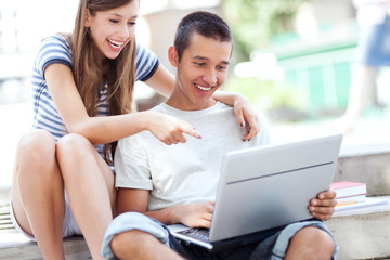 Students with laptop