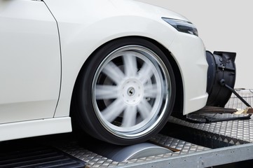 Fahrzeug auf dem Prüfstand