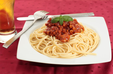 noodles with tomato