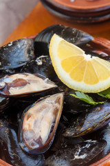 Raw mussels