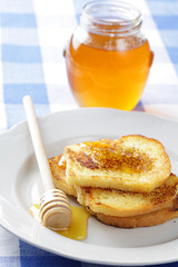 Toasts with honey