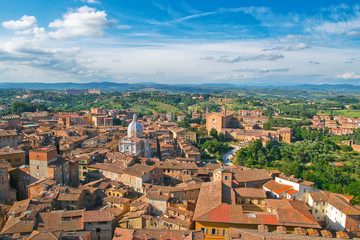 Fototapeta na wymiar Widok z góry Siena.