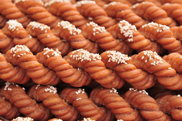 The golden big manual twist