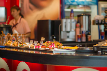 Day dishes in fast food restaurant in mall