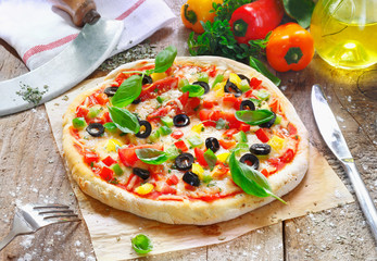Freshly cooked vegetarian pizza
