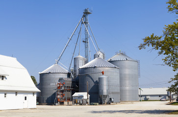 Obraz premium American Countryside Landscape With Farm