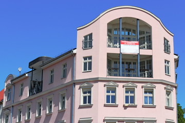 Naklejka premium Sanierter Altbau