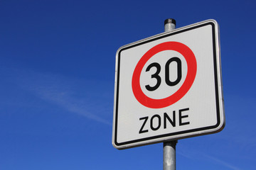 neues Schild 30er Zone