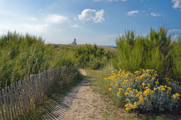 Fototapeta premium walking pathway to the lighthouse
