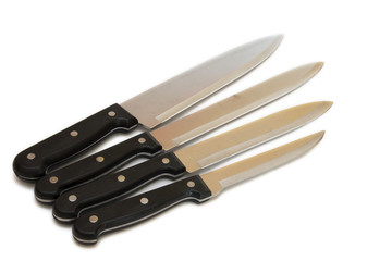 cuatro cuchillos de cocina