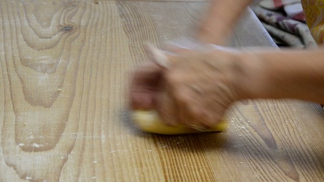 pasta fatta in casa sfoglia