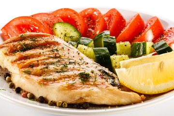 Grilled chicken breast and vegetables