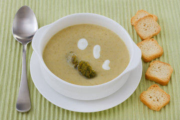 broccoli vegetable soup in the bowl