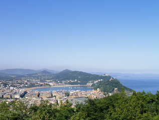 Fototapeta na wymiar Cityscape of Donostia - San Sebastian