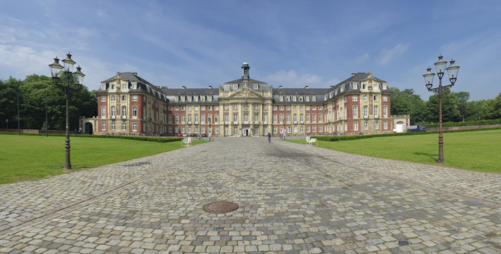 Munster palace