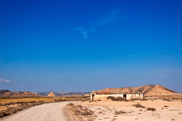 Cabaña en el desierto