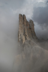 Vajolet Torres - góry we mgle