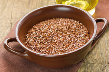 Linseed oil and flax seeds