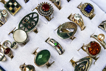 Trinkets and jewelry 10