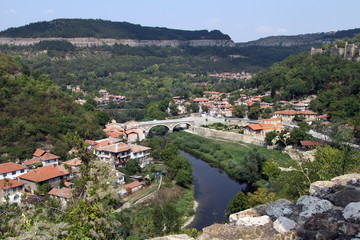 Fototapeta na wymiar River in Veliko Tirnovo