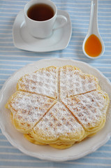 Frische Waffeln zum Frühstück