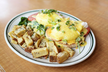 Delicious eggs florentine for breakfast at a restaurant.