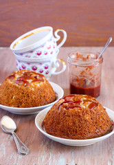 Banana and country cheese pudding