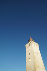 Leuchtfeuer Rubjerg Knude gegen blauen Himmel