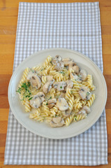 Pasta mit Champignonsauce